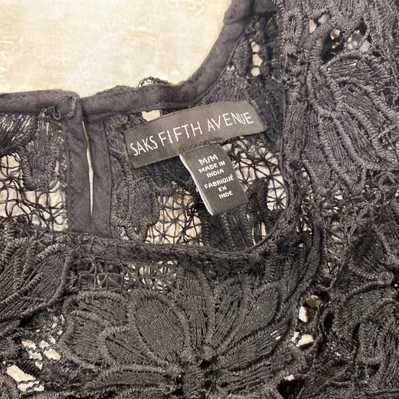 BLACK SAKS FIFTH AVENUE LACE TOP w cut out detail - Picture 4 of 4